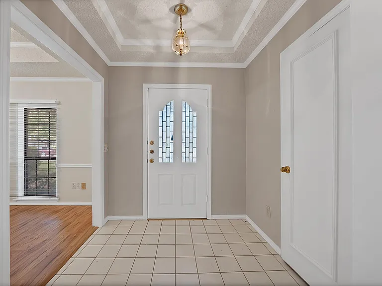 4316 Hartford Dr — Photo 9
