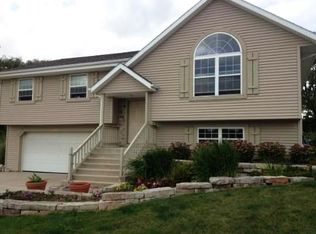 217 Willow Ln, Theresa, WI 53091