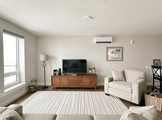 218 Washington Ave #303, Portland, ME 04101