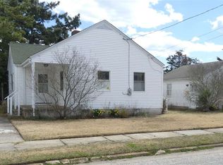 209 S Commonwealth Ave, Strathmere, NJ 08248