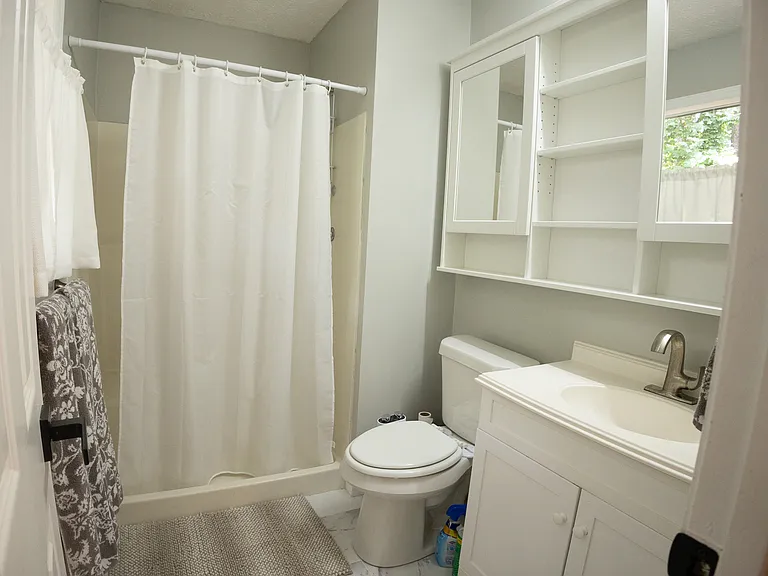 744 Starmist Ct NE — Photo 3