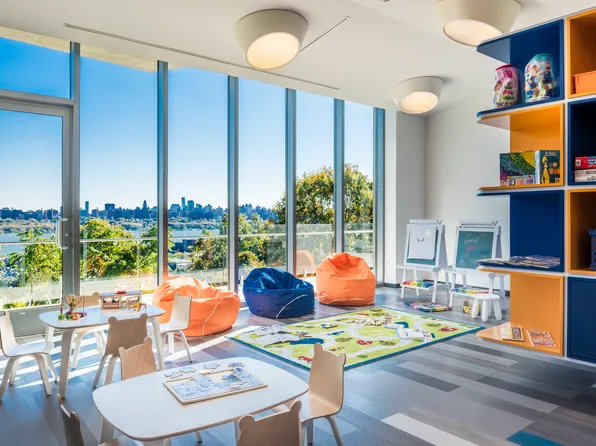 320 Adolphus Avenue image 8 of 162