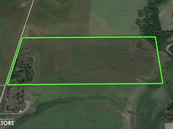 Chestnut Ave, Hawarden, IA 51023