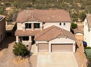 950 W Vuelta Olivero, Sahuarita, AZ 85629