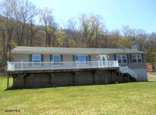 401 5th St, Saxton, PA 16678