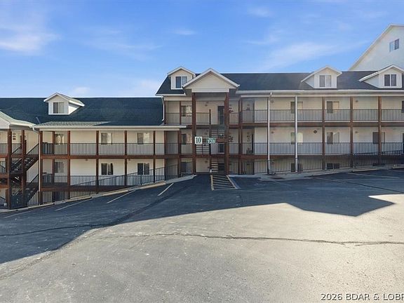 4th image of 128 Park Place Ln #2B