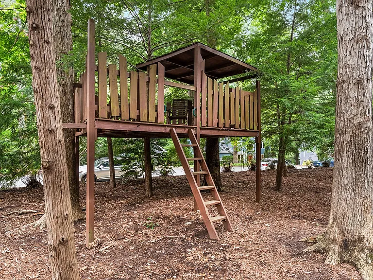 129 Ironwoods Dr — Photo 6