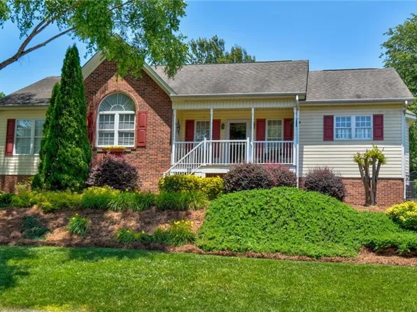 4595 Peter Pfaff Dr, Pfafftown, NC 27040