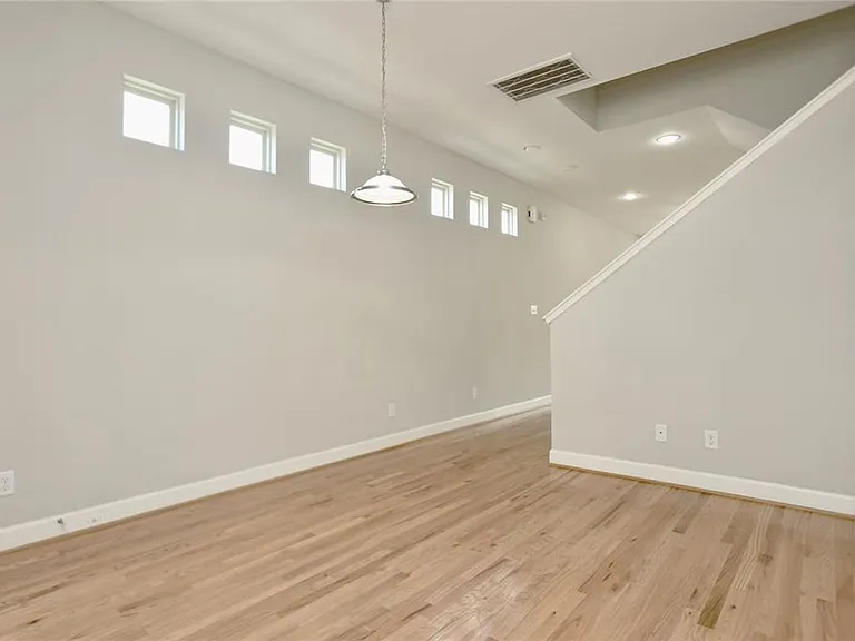 3614 Main Plaza Dr — Photo 8