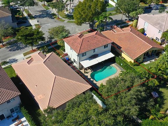 4th image of 1943 NW 170 Avenue