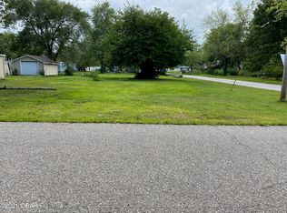 803 Wyandotte Ave, Baxter Springs, KS 66713