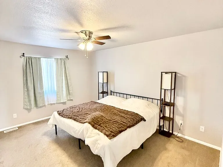 783 S Sweetwater Dr — Photo 9