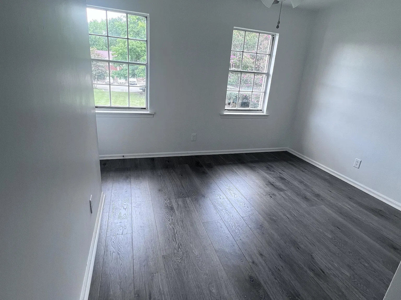 1307-B West Meadowview Road - 1 — Photo 3
