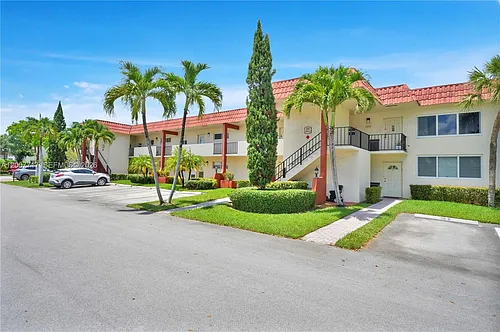 8941 S Hollybrook Blvd #203 Photo 1