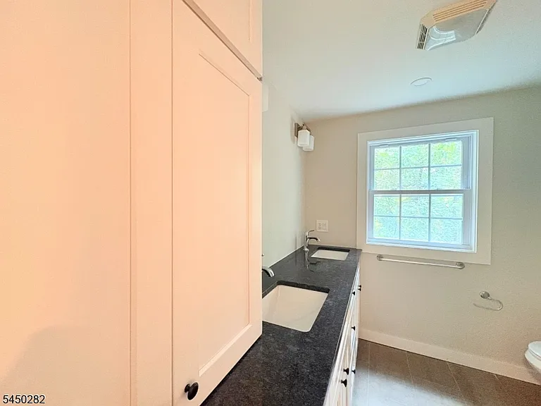 34 Northwood Dr — Photo 12