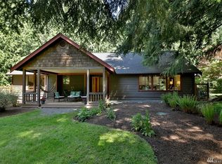 3646 Redtail Ln, Clinton, WA 98236