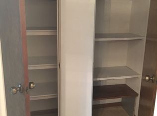 611 N Kensington Dr APT 3, Appleton, WI 54915