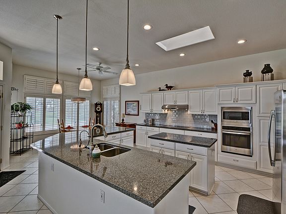 4th image of 15241 W Robertson Ct