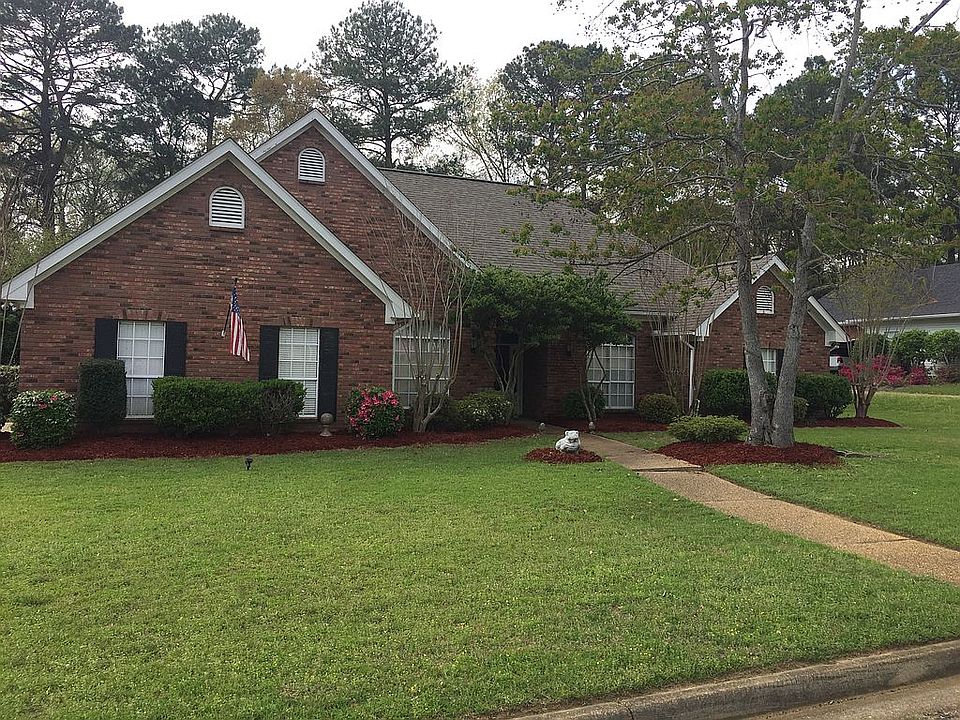 1st image of 305 Fawnwood Dr