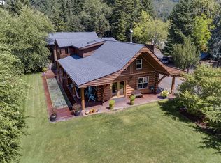 121 Snowden Rd, White Salmon, WA 98672