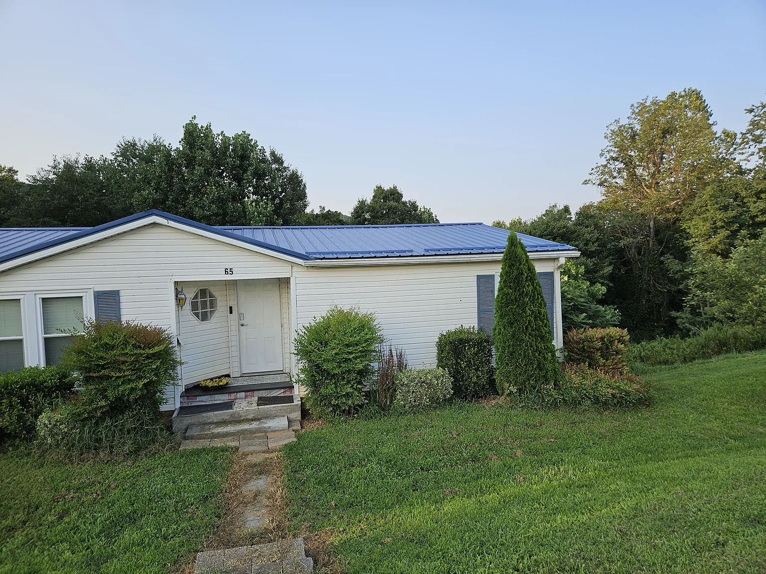 4 bed, 1710 sqft, $2,100 — Photo 3