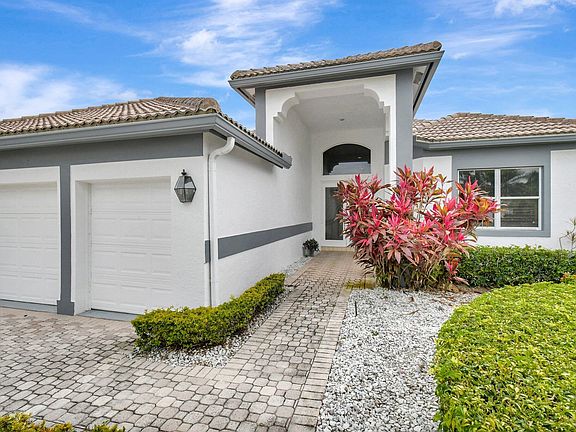 4th image of 11618 Losano Drive