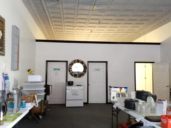 204 Union St #206, Erwin, TN 37650