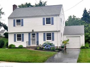 24 Greystone Rd, West Hartford, CT 06107