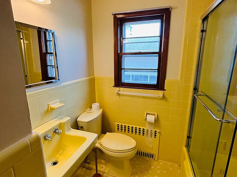20 Union Ave — Photo 15