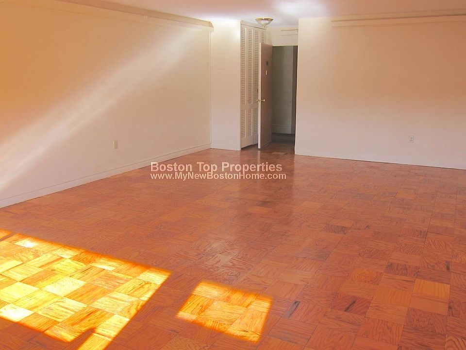 1st image of 103 Monmouth St #717