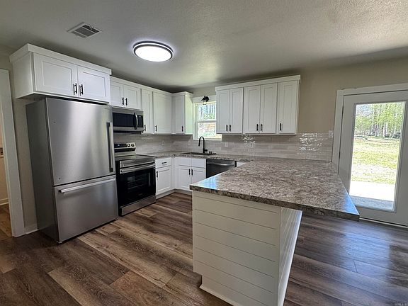 4th image of 21304 N Mill Rd