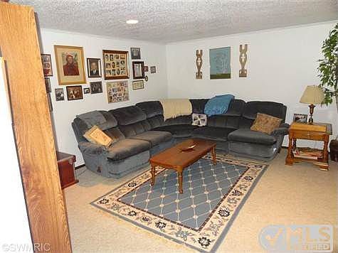 5th image of 17456 Dunewood Ct Unit C