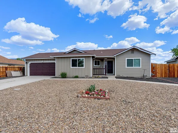 123 River Village Cir, Dayton, NV 89403