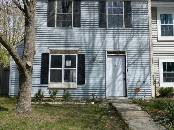 11 Meadowside Ct, Indian Head, MD 20640