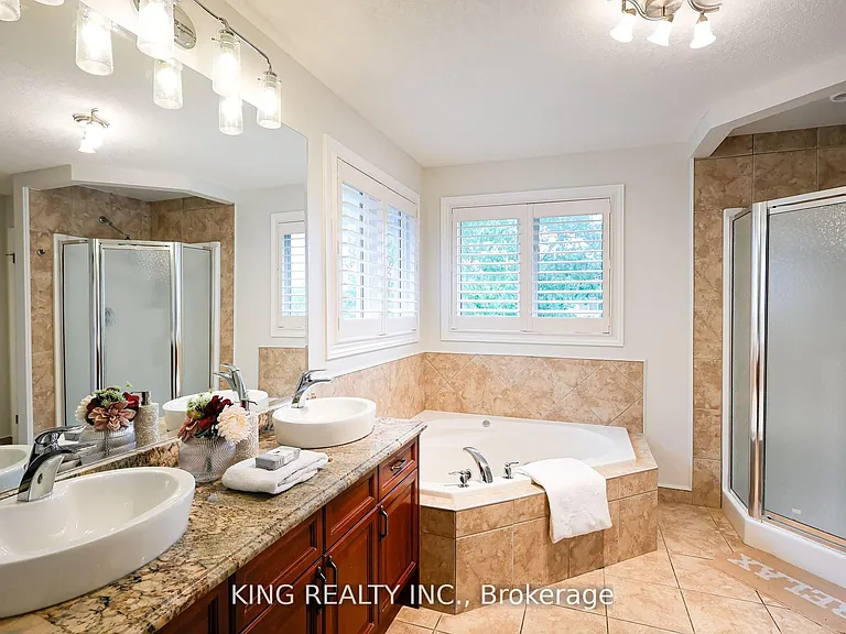 1223 Coronation Dr — Photo 26