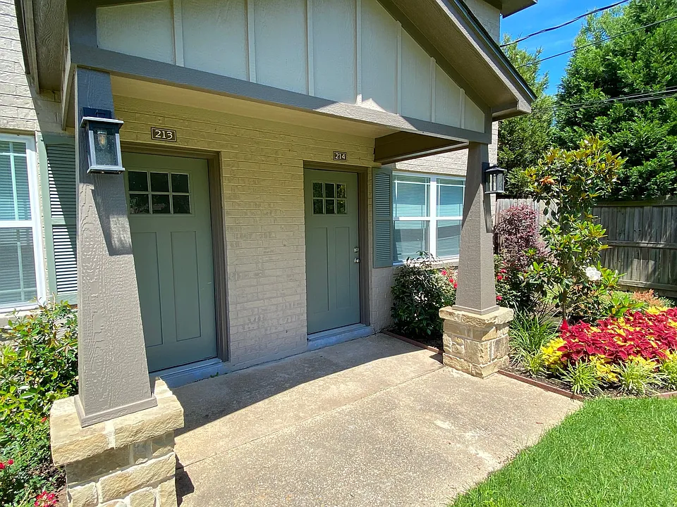 601 N Marshall St #213