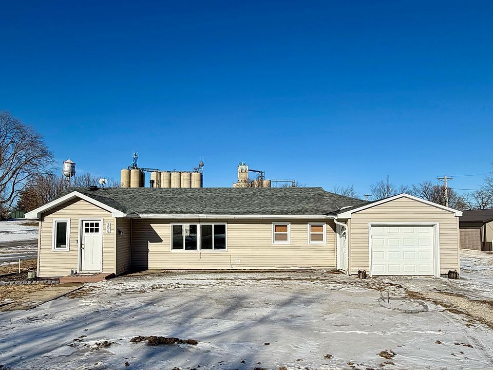1st image of 306 3rd St