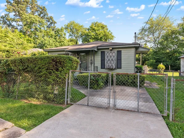 109 W 85th St, Shreveport, LA 71106