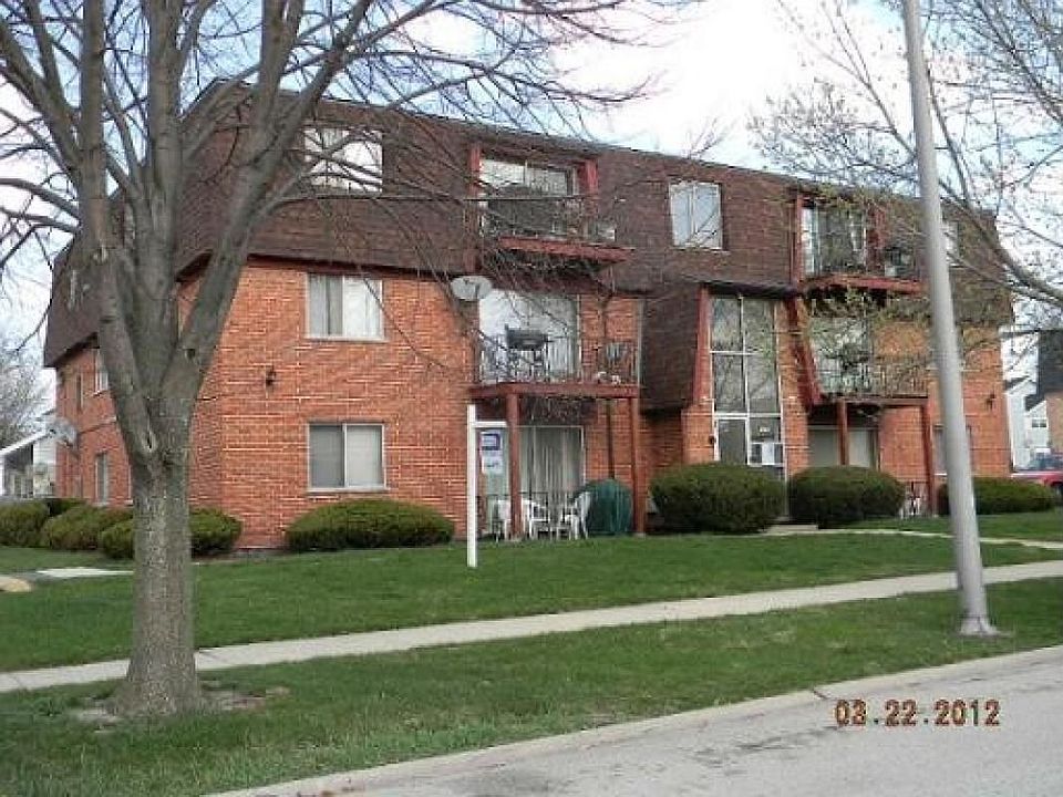 1st image of 7120 166th St #303