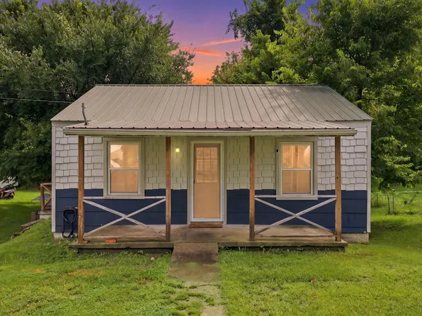 105 Turner Ave, Lancaster, KY 40444
