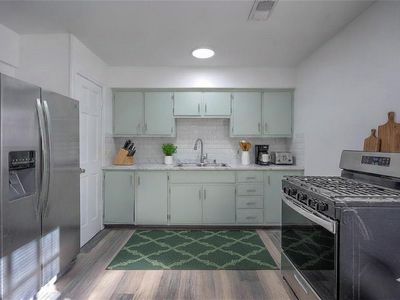 7703 NE 107th St, Kansas City, MO, 64134