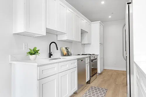 50 Murray St Photo 1