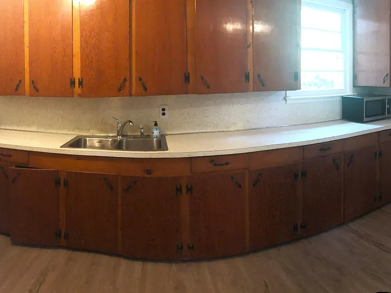Manor Ave — Photo 11