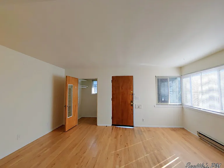 6537 Oswego Pl NE #1 — Photo 8