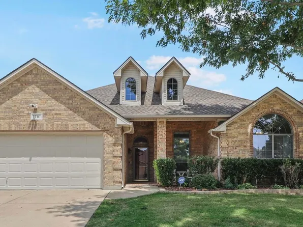 7701 Fallen Antler Pl, Arlington, TX 76002