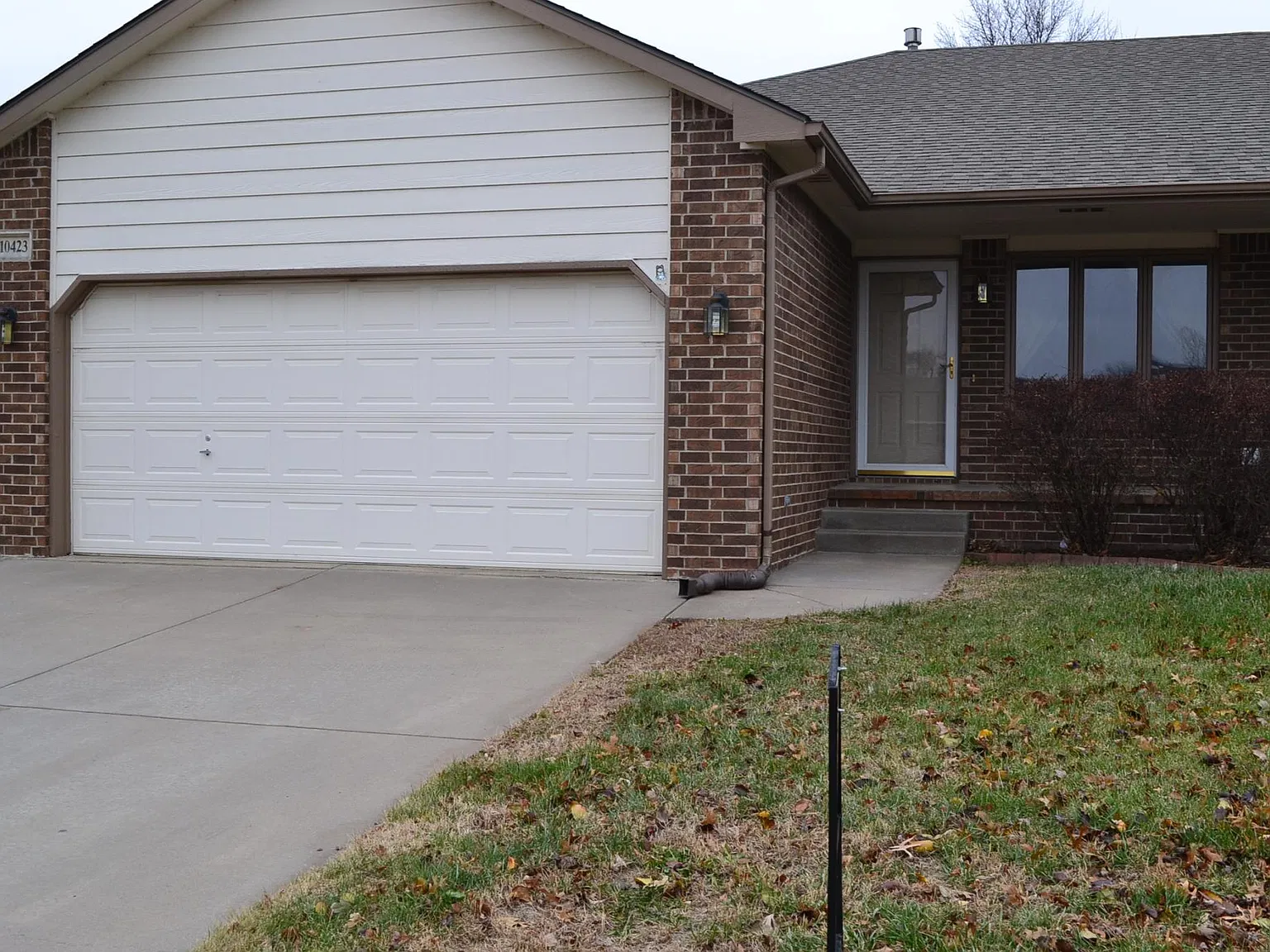 3 bed, 1800 sqft, $1,495 — Photo 1