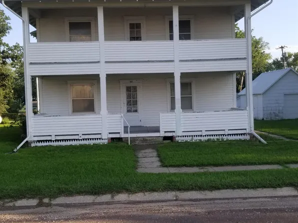 505 Francis St, Daykin, NE 68338