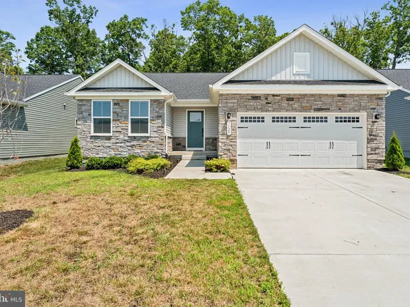 7129 Iron Gall Ln, Ruther Glen, VA 22546