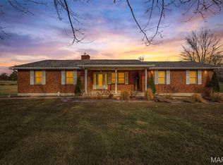 1900 Perrine Rd, Farmington, MO 63640