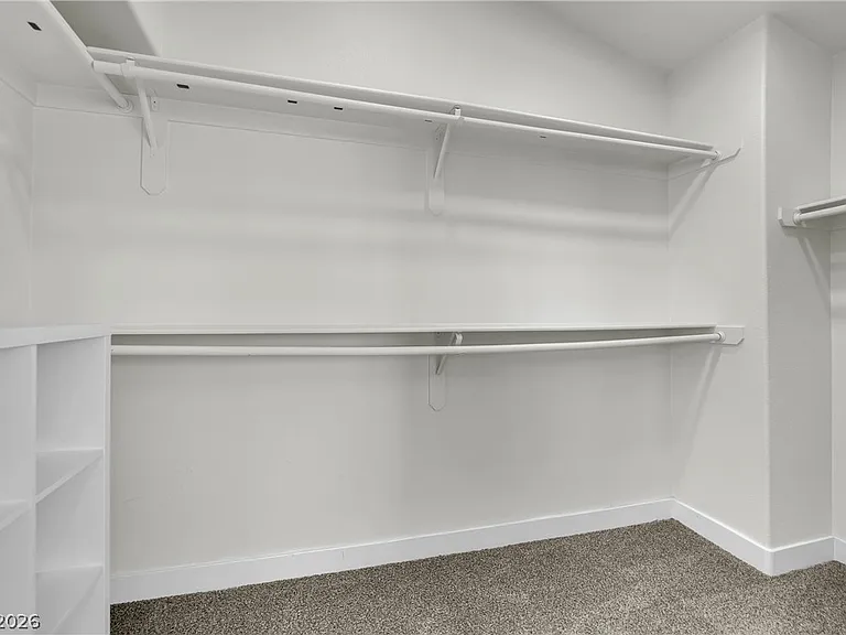 2560 Sundew Ave — Photo 17